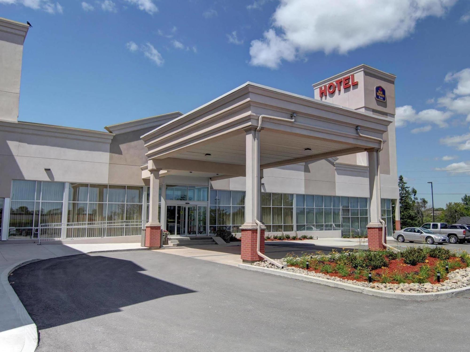 Best Western Plus Боуменвілль Екстер'єр фото
