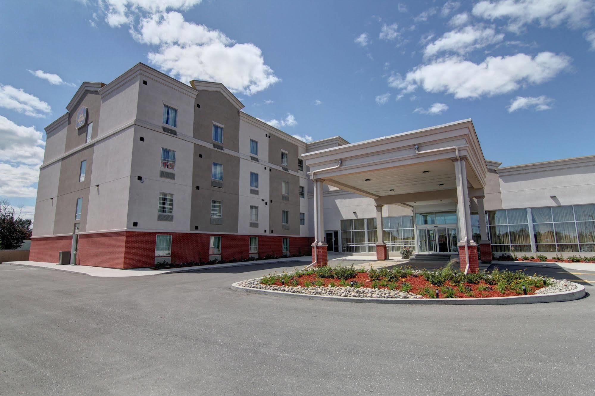 Best Western Plus Боуменвілль Екстер'єр фото